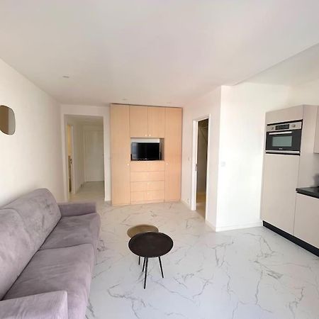 Joli Studio - Studio Neuf Terrasse Clim Wi-Fi 2 Min. Des Plages Antibes Kültér fotó