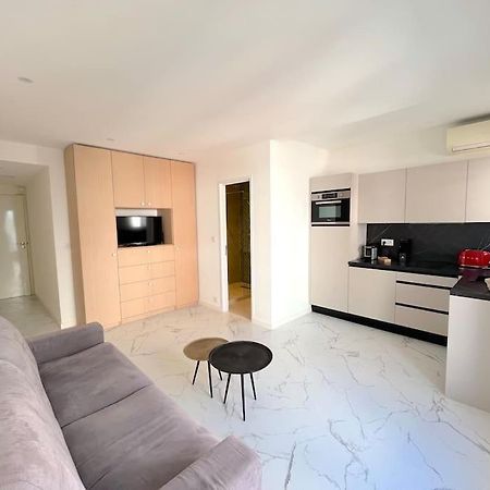 Joli Studio - Studio Neuf Terrasse Clim Wi-Fi 2 Min. Des Plages Antibes Kültér fotó